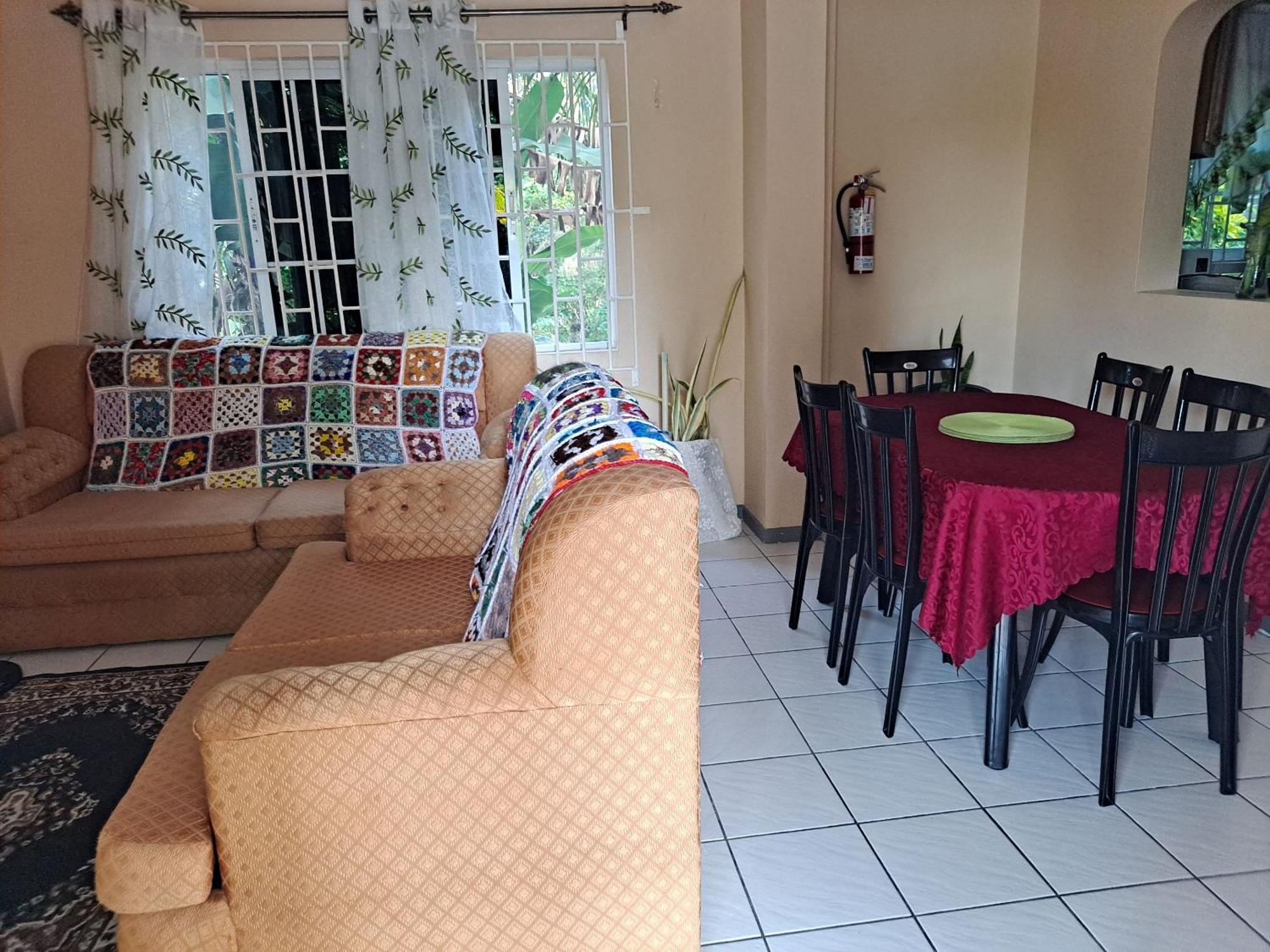 Chaudhry Holiday House Montego Bay Eksteriør bilde